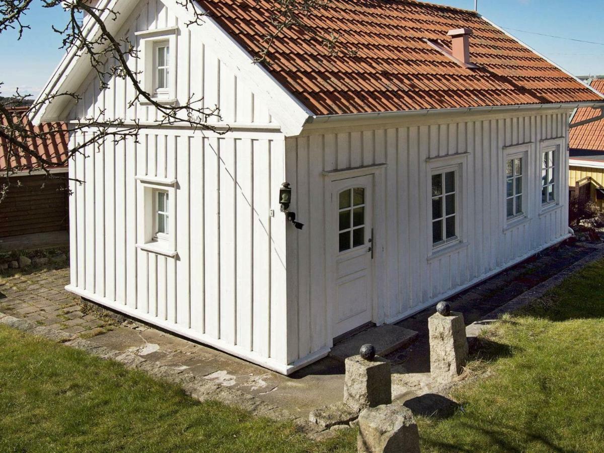 5 Person Holiday Home In Str Mstad Stromstad Exterior photo