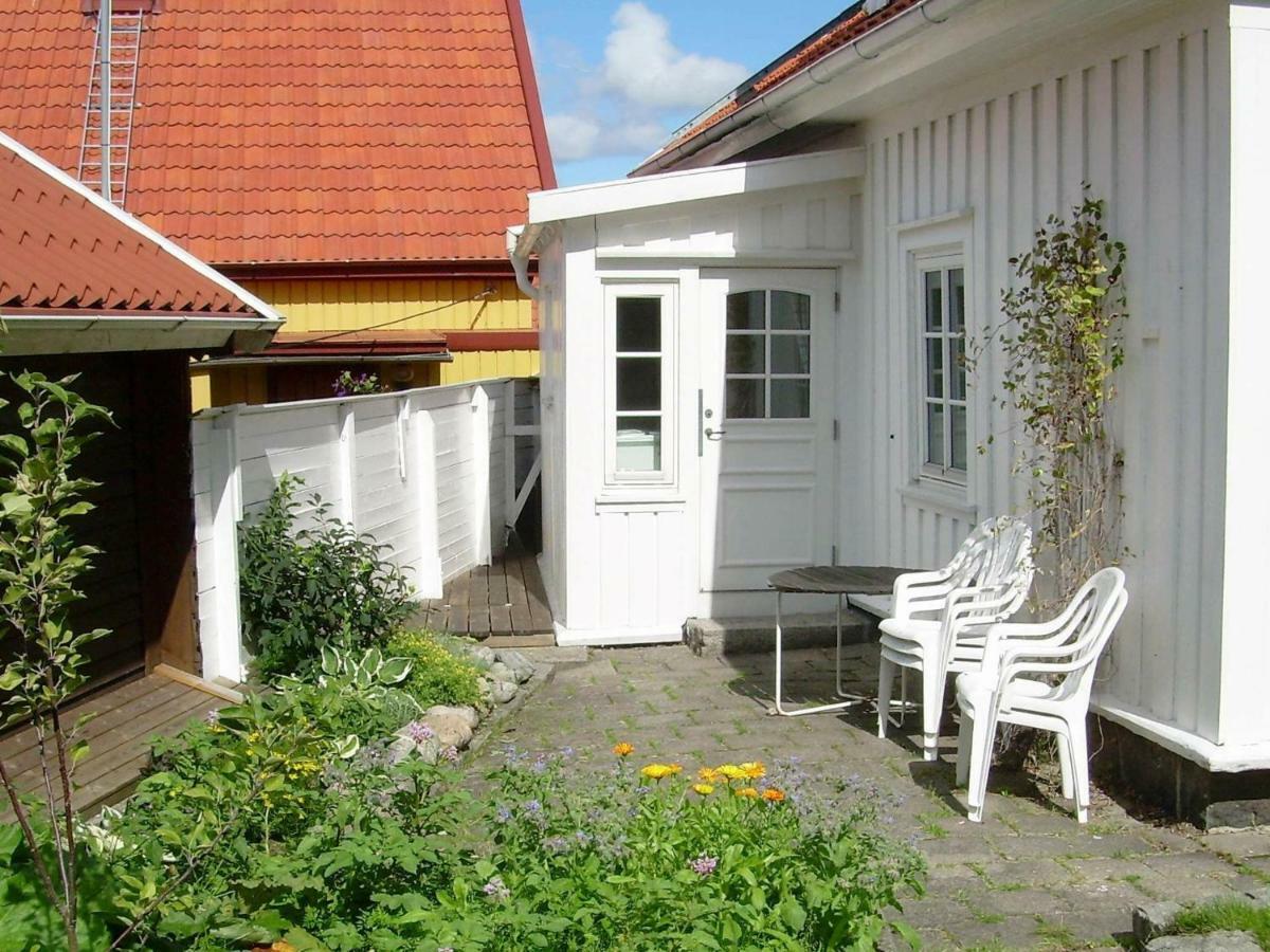 5 Person Holiday Home In Str Mstad Stromstad Exterior photo